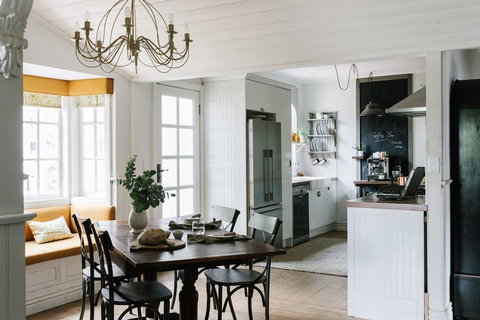 Acre Of Roses - New Castle Holiday 5