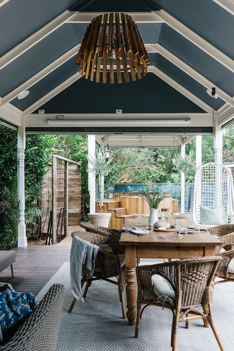 Acre Of Roses - New Castle Holiday 18