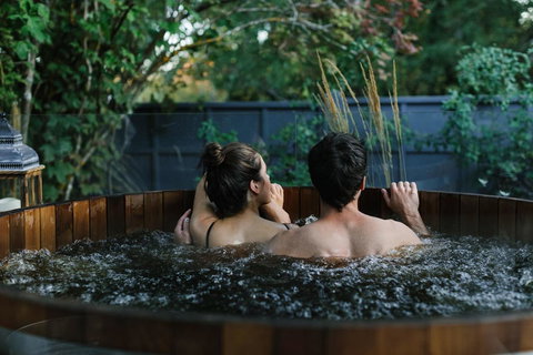 Acre Of Roses - New Castle Holiday 12