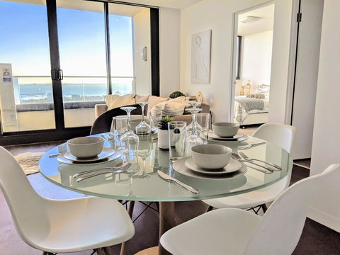 Breathtaking View Apartment With Gym & Sauna - New Castle Holiday 23