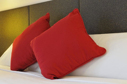 Metro Apartments On Bank Place - New Castle Holiday 6