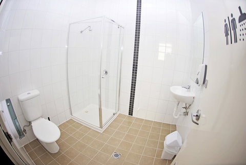 Roamer Melbourne - Formerly Selina Central Melbourne - New Castle Holiday 20