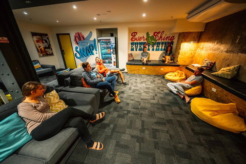 Roamer Melbourne - Formerly Selina Central Melbourne - New Castle Holiday 33