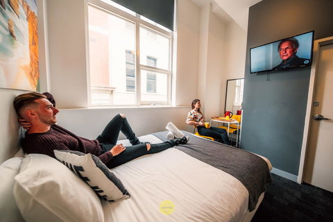 Roamer Melbourne - Formerly Selina Central Melbourne - New Castle Holiday 4