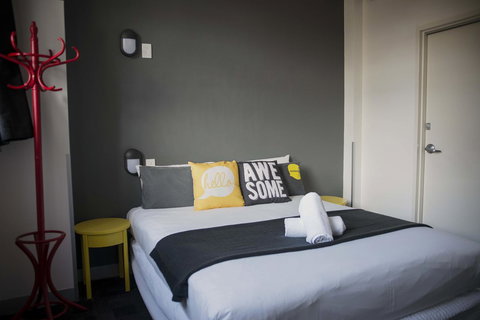 Roamer Melbourne - Formerly Selina Central Melbourne - New Castle Holiday 26