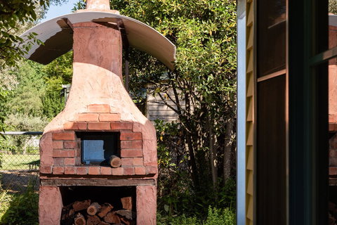 The Orchard House - New Castle Holiday 9