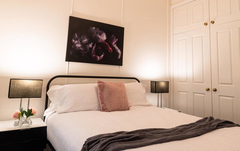 The Orchard House - New Castle Holiday 12