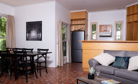 The Orchard House - New Castle Holiday 13