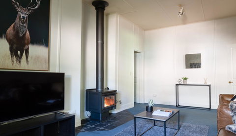 The Orchard House - New Castle Holiday 3