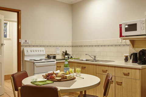 Goldfield Holiday Units - New Castle Holiday 8