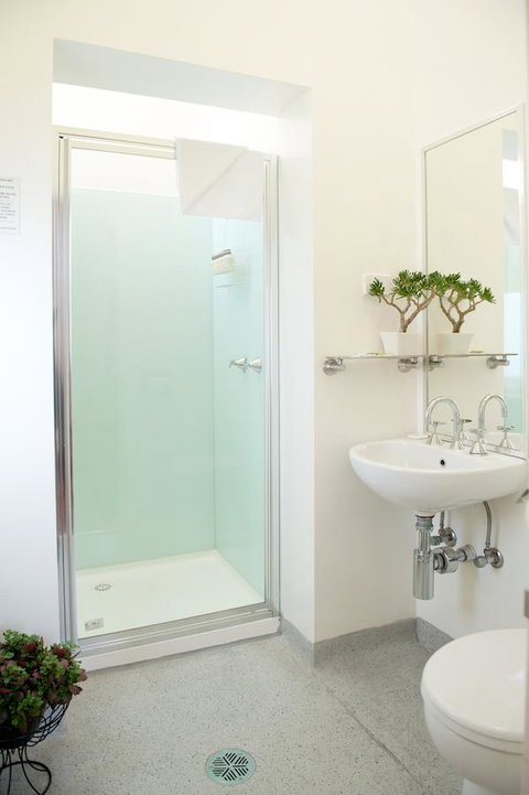 Hotel Claremont Guest House - New Castle Holiday 36