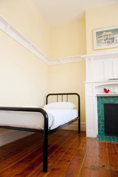 Hotel Claremont Guest House - New Castle Holiday 4