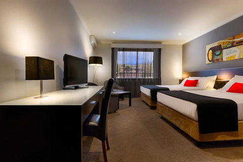 Crest On Barkly Hotel - New Castle Holiday 18