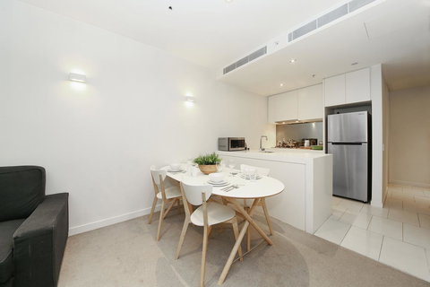 COZY 2BR Suites, FEDERATION SQUARE + FREE Parking - New Castle Holiday 7