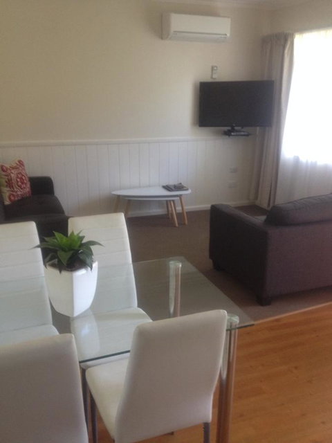 Viewhill Holiday Units - New Castle Holiday 10