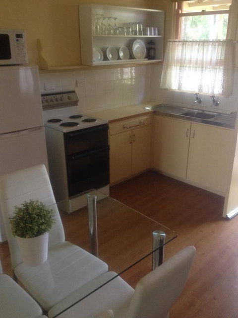 Viewhill Holiday Units - New Castle Holiday 6