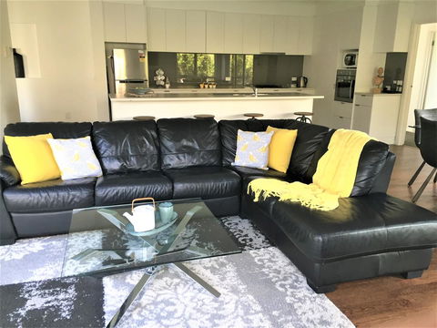 Tamara Temptation - New Castle Holiday 1