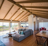 Sunsets on Martyrs Beach House - Ocean Views - New Castle Holiday