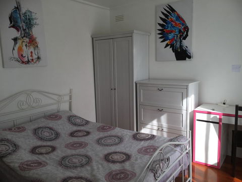 Doncaster Westfield Home Stay - New Castle Holiday 43