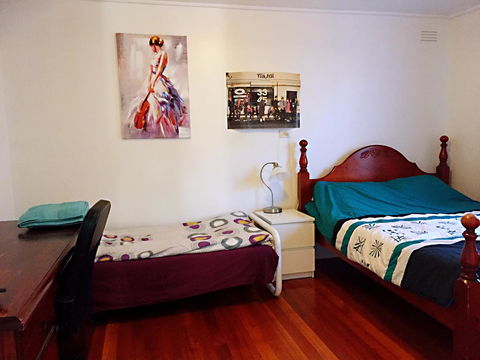 Doncaster Westfield Home Stay - New Castle Holiday 29