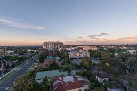 Guest House In Melbourne - New Castle Holiday 8