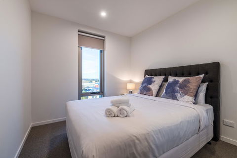 Guest House In Melbourne - New Castle Holiday 2