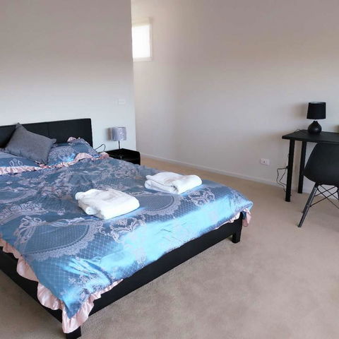 Melbourne Guest House - New Castle Holiday 23