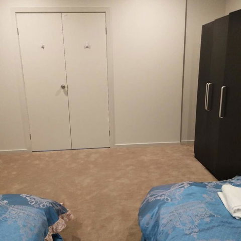 Melbourne Guest House - New Castle Holiday 28