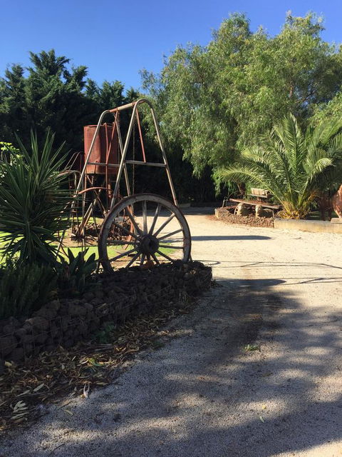 Little River Bed And Breakfast - New Castle Holiday 7