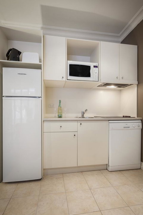 Comfort Hotel Melbourne Central - New Castle Holiday 15