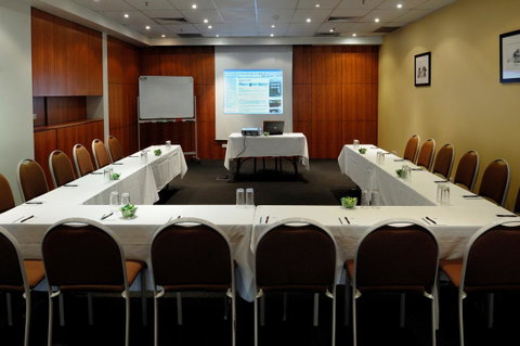 Comfort Hotel Melbourne Central - New Castle Holiday 13