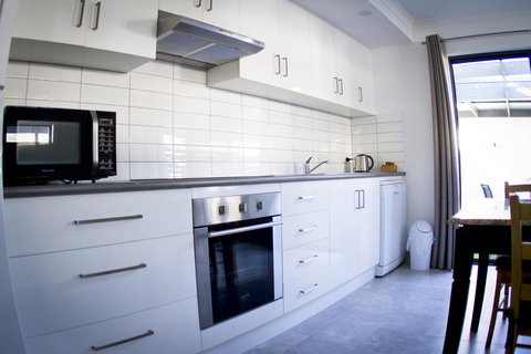 16 King Street - New Castle Holiday 14