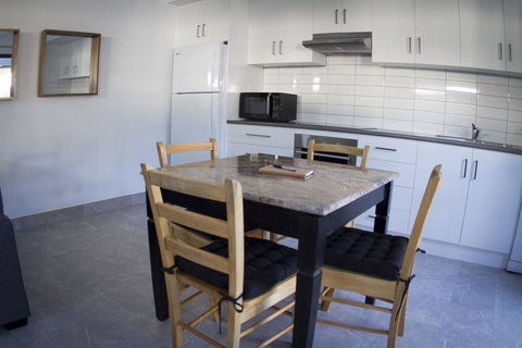 16 King Street - New Castle Holiday 10