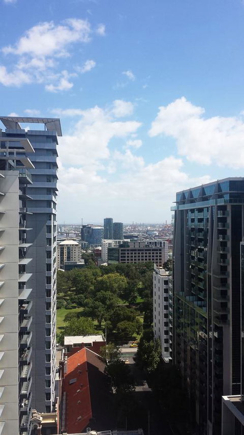 City Tempo - Queen St - New Castle Holiday 24