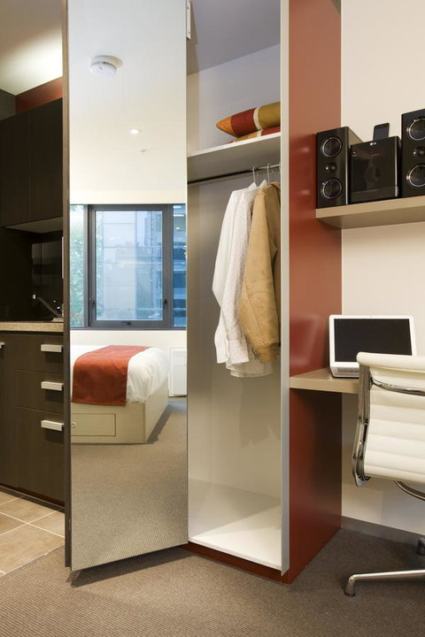 City Tempo - Queen St - New Castle Holiday 13