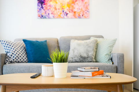 Canvas Suites On Russell Place - New Castle Holiday 37