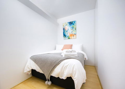 Canvas Suites On Russell Place - New Castle Holiday 26