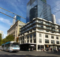 City Edge on Elizabeth Apartment Hotel - New Castle Holiday