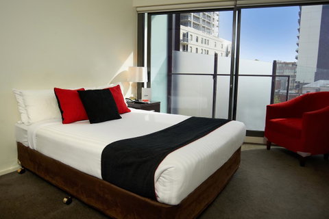 City Edge On Elizabeth Apartment Hotel - New Castle Holiday 6