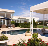 Tintagel - New Castle Holiday