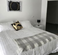 Geelong CBD Accommodation - New Castle Holiday