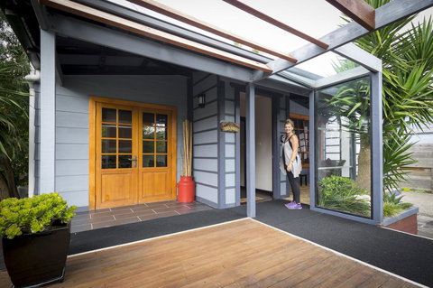 Azen Haven - New Castle Holiday 17