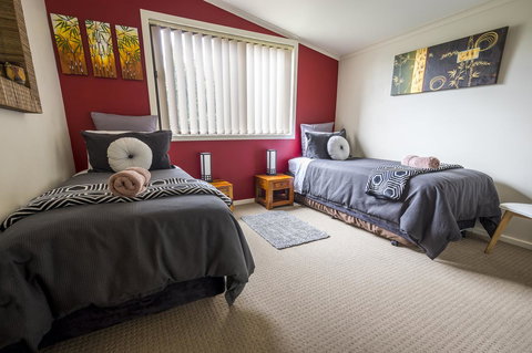 Azen Haven - New Castle Holiday 3