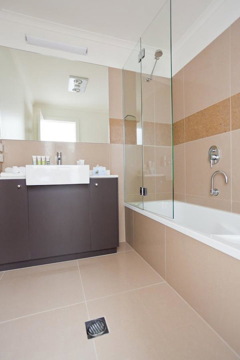 Bairnsdale International - New Castle Holiday 4