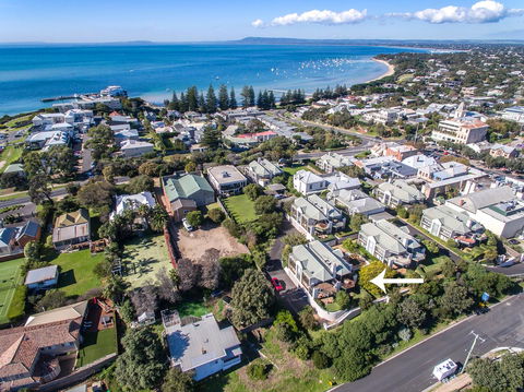 7 & 8 Monte Vista Sorrento - New Castle Holiday 7