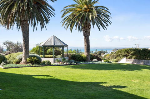 7 & 8 Monte Vista Sorrento - New Castle Holiday 1