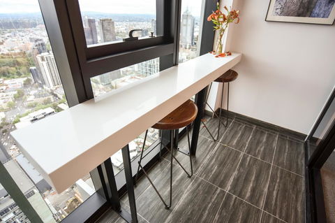 Victoria One Melbourne Onelife Apartments - New Castle Holiday 24