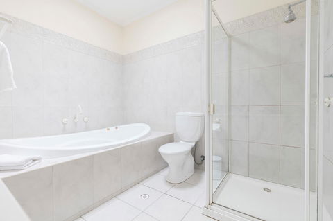 Eltham Gateway Hotel & Conference Centre - New Castle Holiday 34