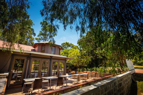 Eltham Gateway Hotel & Conference Centre - New Castle Holiday 43
