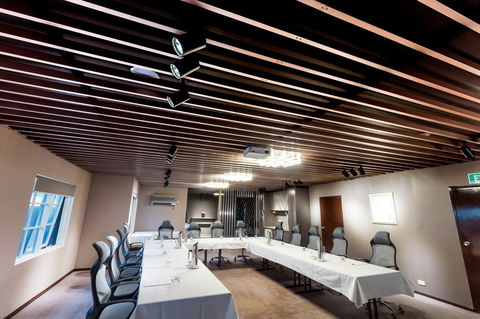 Eltham Gateway Hotel & Conference Centre - New Castle Holiday 11